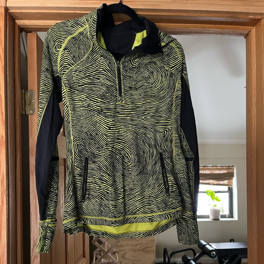 Lulu Lemon Seawheeze define Jacket